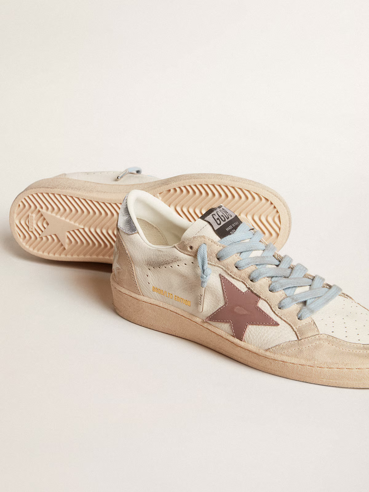 Golden Goose LTD Edition Sneaker – Cream with Pink Star