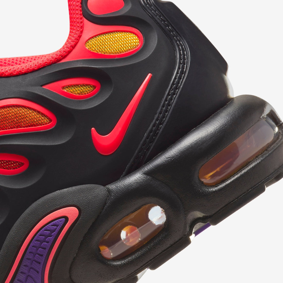 NIKE AIR MAX PLUS DRIFT x ALL DAY
