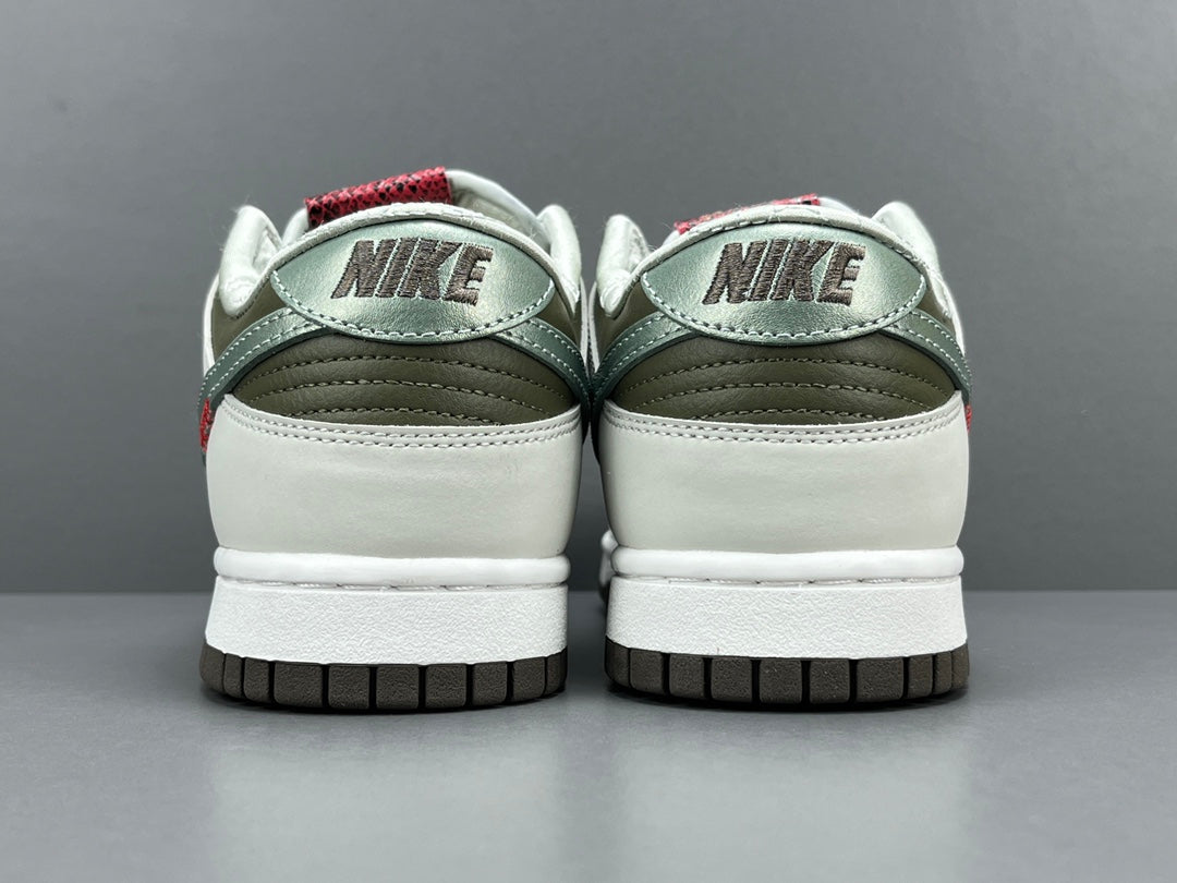 NIKE DUNK LOW x YEAR OF THE SNAKE