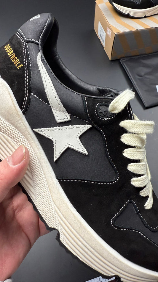 Women’s Running Sole Sneakers in Black Nappa Leather and Suede With White Leather Star