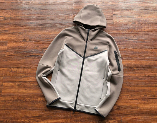 NIKE TECH FLEECE HOODIE x OLIVE GREY/ENIGMA STONE