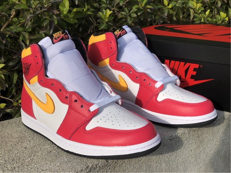 JORDAN 1 RETRO HIGH OG x LIGHT FUSION RED