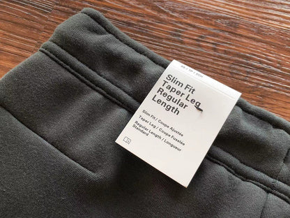 NIKE TECH FLEECE PANTS x BLACK/DARK SMOKE GREY