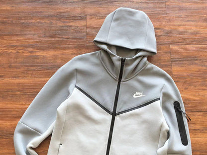 NIKE TECH FLEECE HOODIE x GREY/WHITE