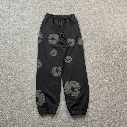 DENIM TEARS COTTON WREATH SWEATPANTS MONOCHROME BLACK