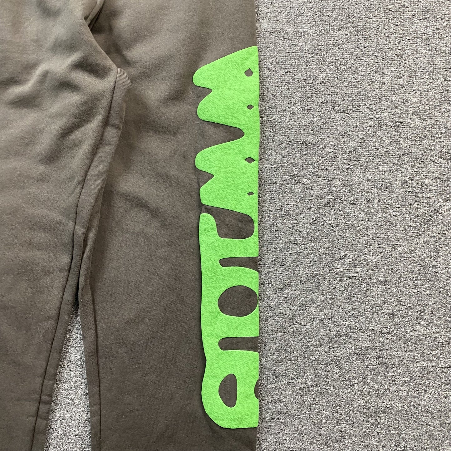 SP5DER BELUGA SWEATPANTS SLATE GREY/GREEN