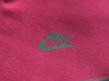 NIKE TECH FLEECE HOODIE x BURGUNDY