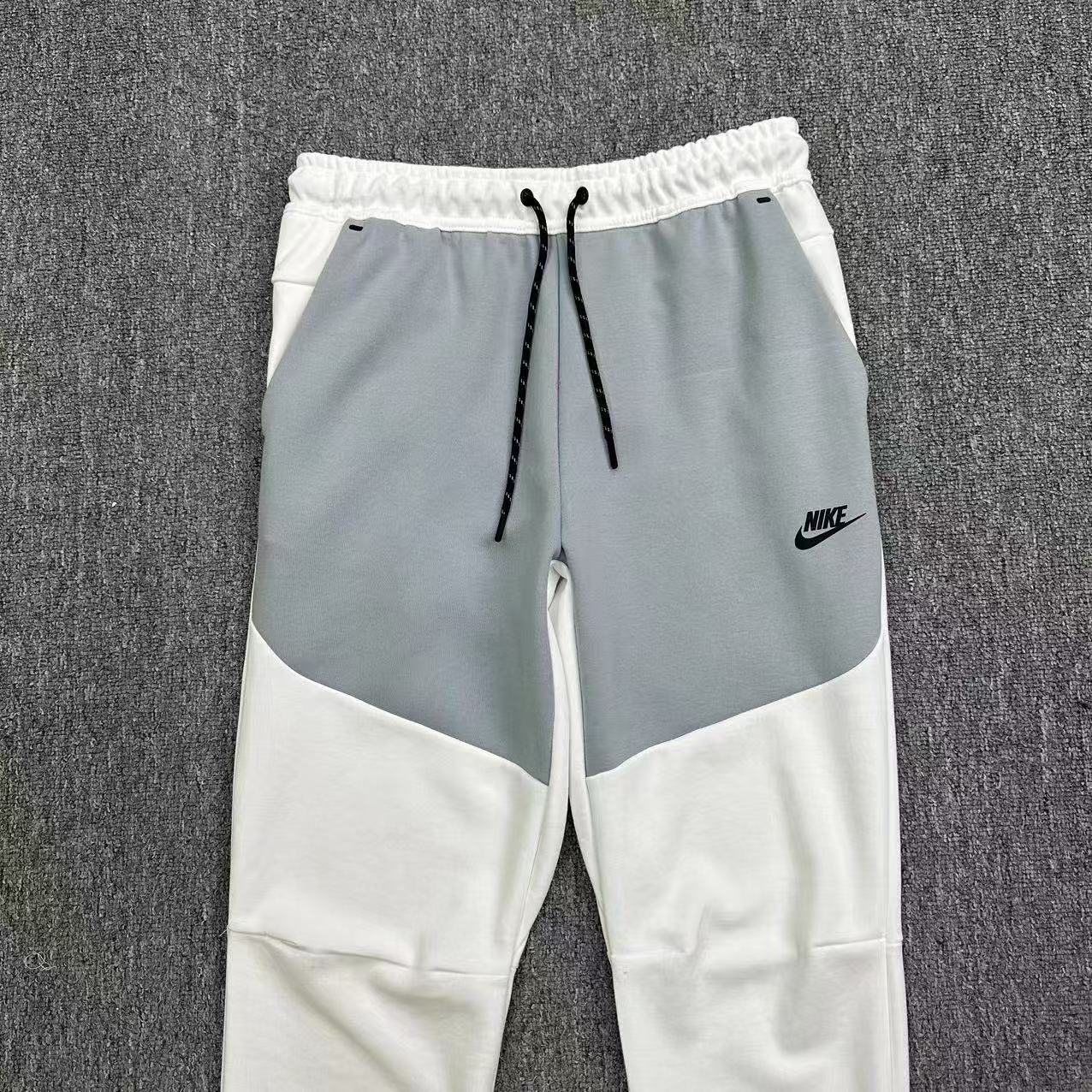 NIKE TECH FLEECE PANTS x WASHED TEAL