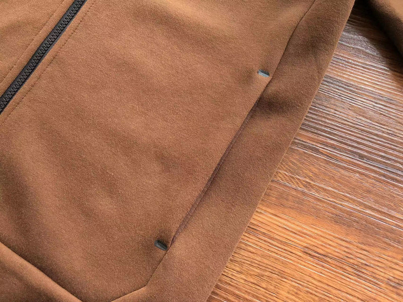 NIKE TECH FLEECE HOODIE x BROWN