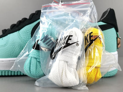 NIKE AIR FORCE 1 x TIFFANY & CO.1837 (FRIENDS AND FAMILY)